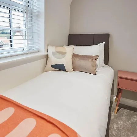 Host & - Uggleby House Casa vacanze *