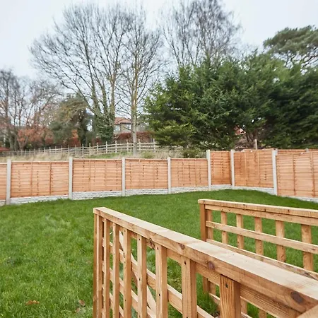 Host & - Uggleby House Casa vacanze