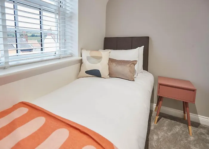 Host & - Uggleby House בית נופש *