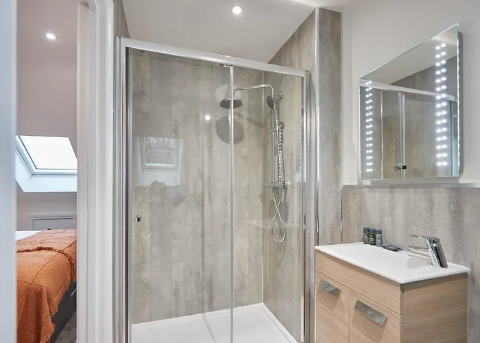 בית נופש Host & - Uggleby House Sleights