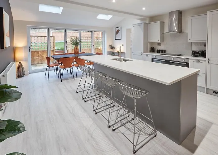 Host & - Uggleby House בית נופש *