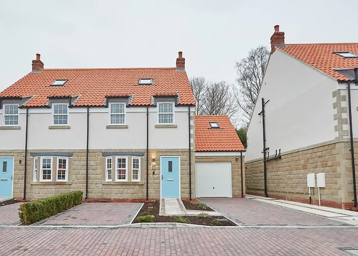 בית נופש Host & - Uggleby House